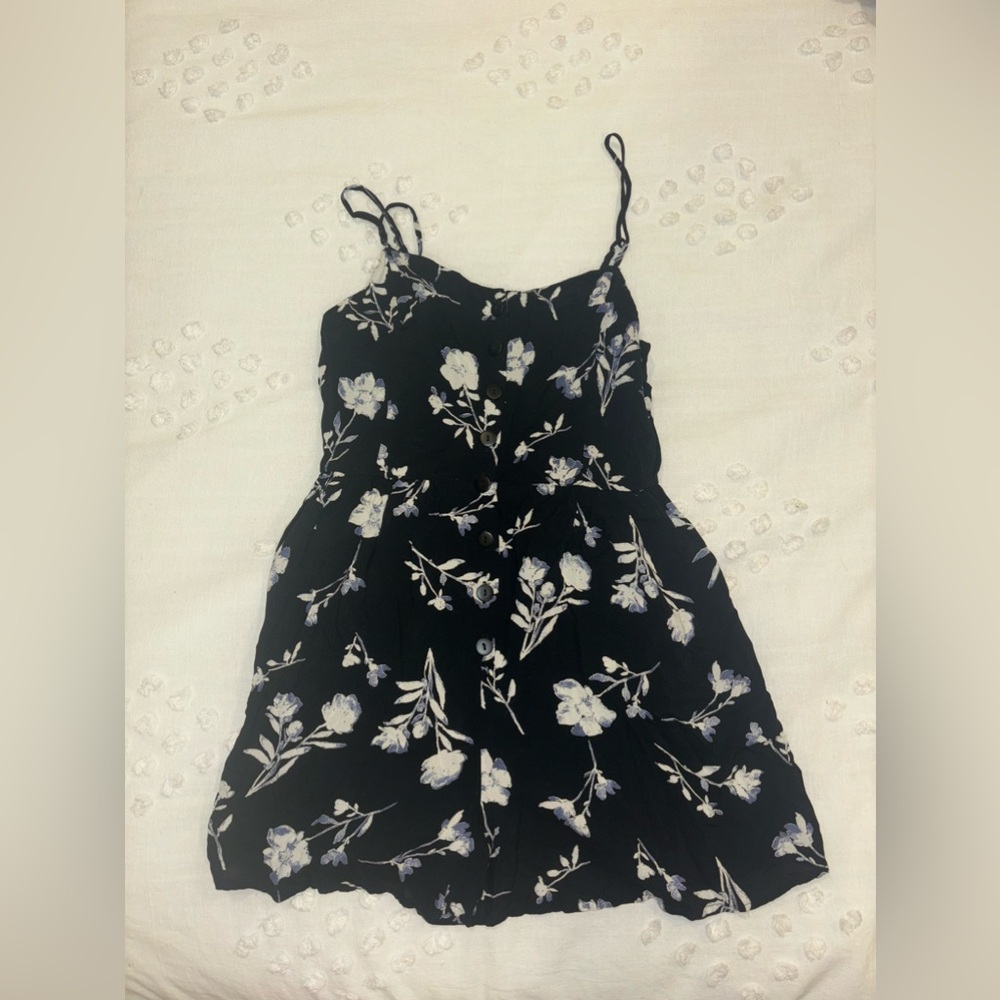 FLORAL ROMPER/DRESSES! - Picture 3 of 5